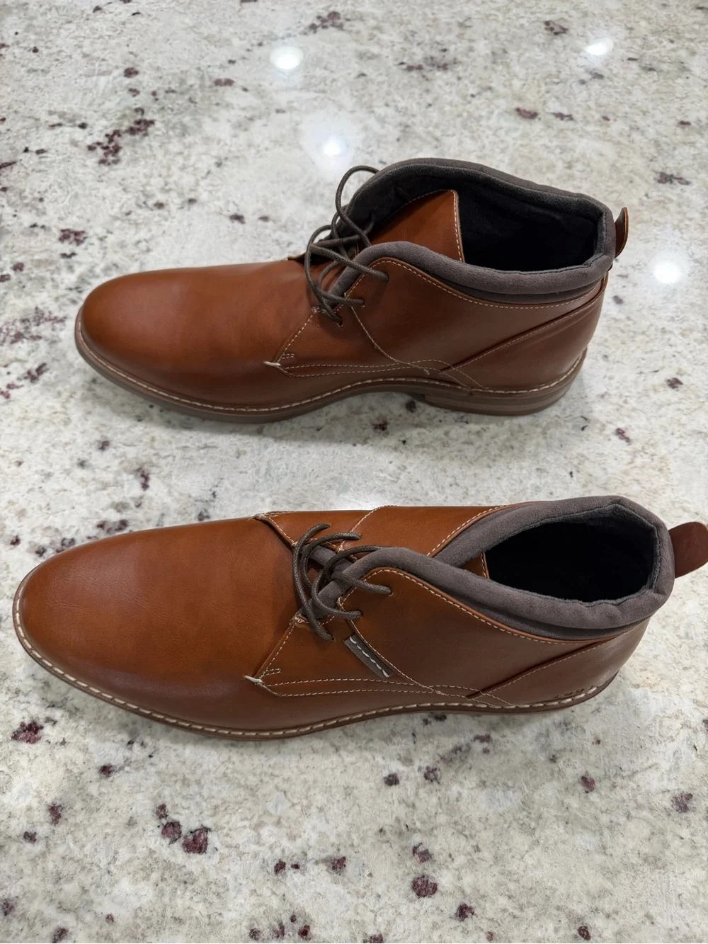 Freeman￼ classic brown